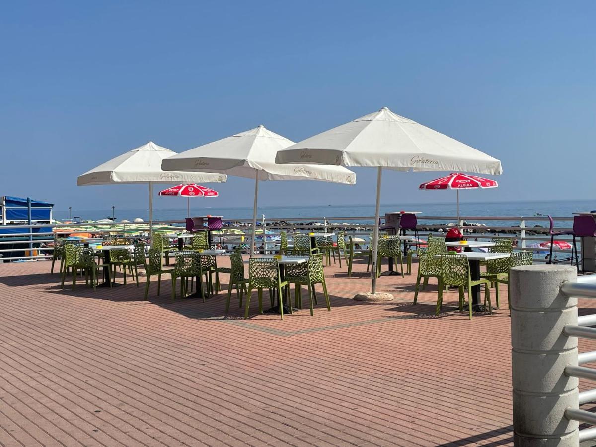 Апартаменты Casa Aiga Marina Вентимилья Экстерьер фото
